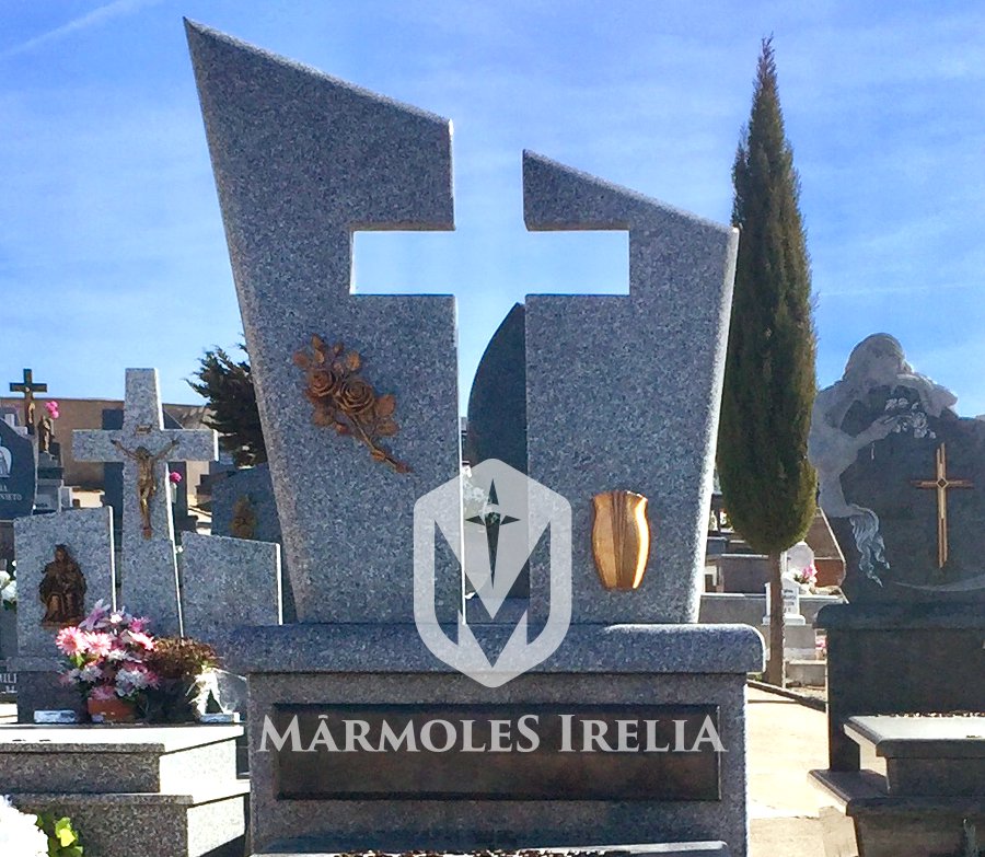 inscripciones lapidas bajo relieve